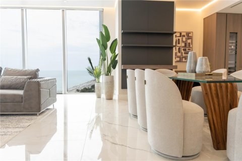 Copropriété à louer à Sunny Isles Beach, Floride: 4 chambres, 302.12 m2 № 2293127 - photo 6