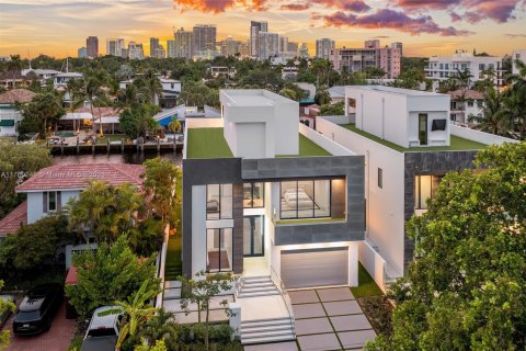 House in Fort Lauderdale, Florida 6 bedrooms, 419.08 sq.m. № 1728130 - photo 4