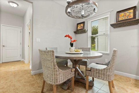 House in Winter Garden, Florida 5 bedrooms, 220.09 sq.m. № 1909950 - photo 8