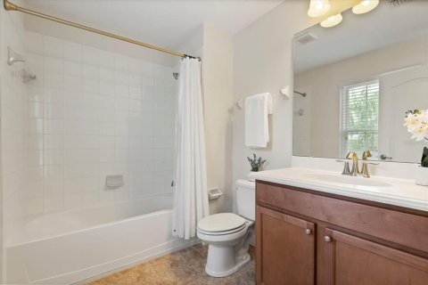 House in Winter Garden, Florida 5 bedrooms, 220.09 sq.m. № 1909950 - photo 15