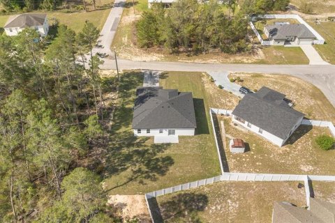 House in Ocala, Florida 4 bedrooms, 173.26 sq.m. № 2099471 - photo 4