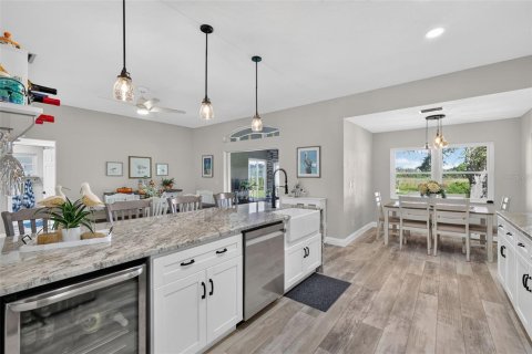 Villa ou maison à vendre à Leesburg, Floride: 3 chambres, 153.85 m2 № 2420475 - photo 5