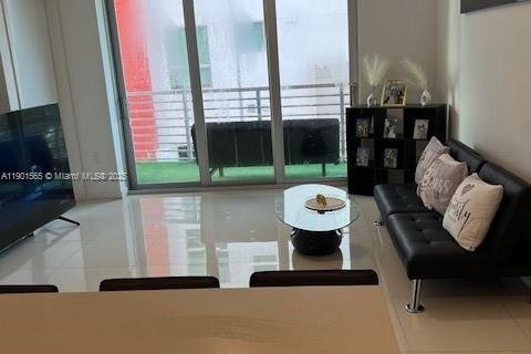 Condo in Doral, Florida, 1 bedroom  № 1953474 - photo 6