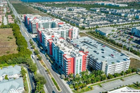 Condo in Doral, Florida, 1 bedroom  № 1953474 - photo 10