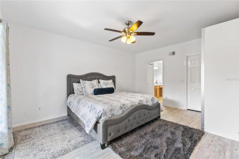 Villa ou maison à vendre à Ocoee, Floride: 4 chambres, 195.47 m2 № 1918080 - photo 16