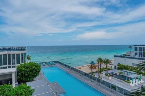 Condominio en alquiler en Sunny Isles Beach, Florida, 2 dormitorios, 195.65 m2 № 2076211 - foto 6
