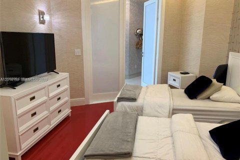 Condominio en alquiler en Sunny Isles Beach, Florida, 2 dormitorios, 195.65 m2 № 2076211 - foto 22