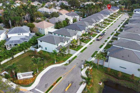 Снять в аренду виллу или дом в Форт-Лодердейл, Флорида 4 спальни, № 1987087 - фото 16