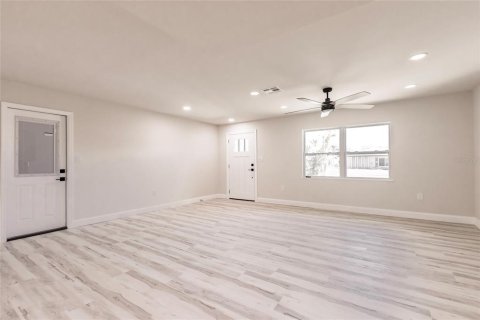 Villa ou maison à vendre à Port Charlotte, Floride: 3 chambres, 147.34 m2 № 1718753 - photo 9