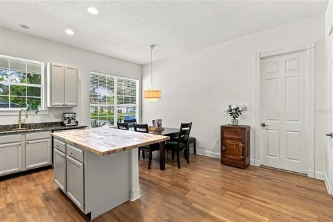 Villa ou maison à vendre à Orlando, Floride: 3 chambres, 152.45 m2 № 2408847 - photo 6