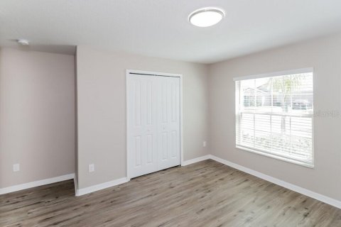 Villa ou maison à louer à Zephyrhills, Floride: 4 chambres, 168.15 m2 № 2380721 - photo 13