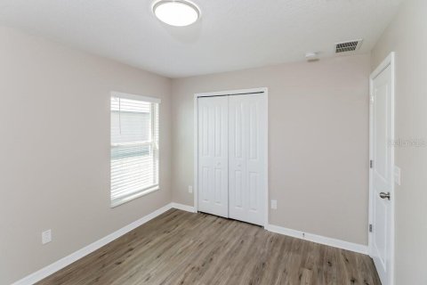 Villa ou maison à louer à Zephyrhills, Floride: 4 chambres, 168.15 m2 № 2380721 - photo 12
