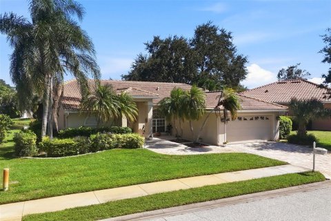 House in Sarasota, Florida 3 bedrooms, 199.74 sq.m. № 2420300 - photo 5