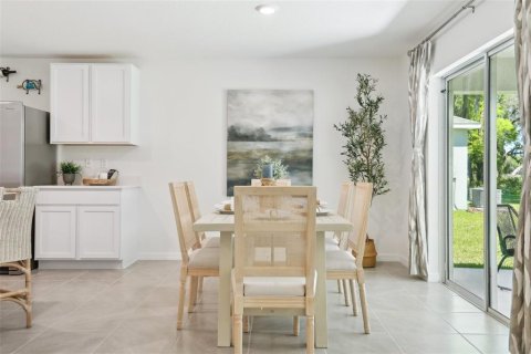 House in Gainesville, Florida 4 bedrooms, 164.81 sq.m. № 1657011 - photo 6
