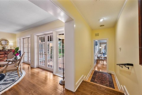 House in Lakeland, Florida 4 bedrooms, 284.93 sq.m. № 2147971 - photo 25