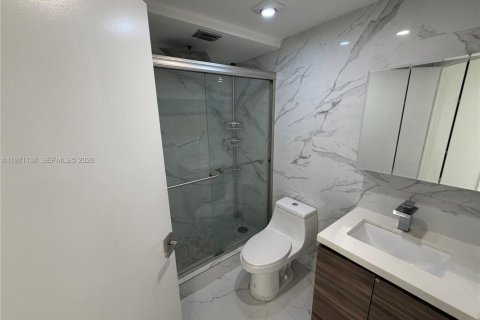 Condominio en alquiler en Doral, Florida, 1 dormitorio, 65.96 m2 № 2032728 - foto 16