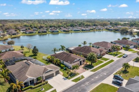 House in Sebastian, Florida 4 bedrooms, 184.23 sq.m. № 1539174 - photo 21