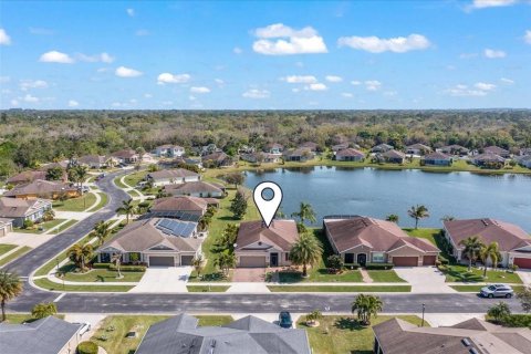 House in Sebastian, Florida 4 bedrooms, 184.23 sq.m. № 1539174 - photo 2