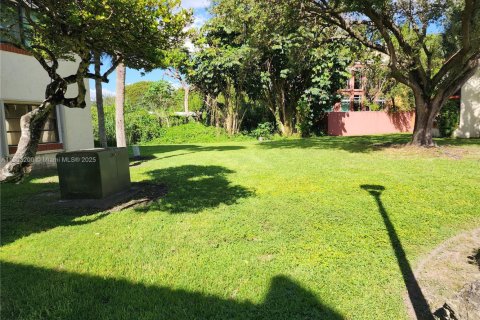 Снять в аренду кондоминиум в Майами, Флорида 3 спальни, 115.2м2, № 1954443 - фото 5