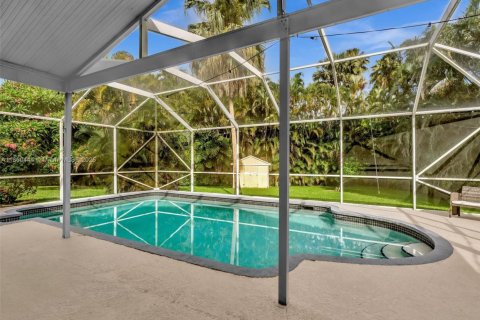 House in Davie, Florida 3 bedrooms, 165.27 sq.m. № 1887769 - photo 25