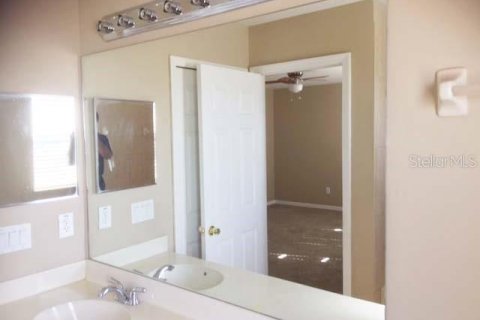 Townhouse in Sanford, Florida 3 bedrooms, 111.76 sq.m. № 2379239 - photo 16