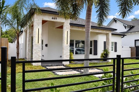 Villa ou maison à vendre à Saint Petersburg, Floride: 5 chambres, 258.92 m2 № 2358482 - photo 3