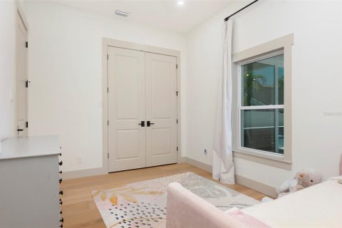 Villa ou maison à vendre à Saint Petersburg, Floride: 5 chambres, 258.92 m2 № 2358482 - photo 19