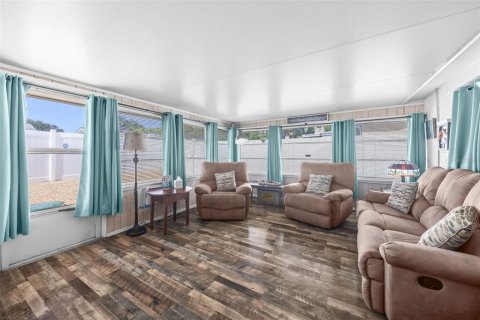 House in Holiday, Florida 2 bedrooms, 128.86 sq.m. № 2430817 - photo 15