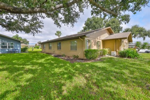 Condominio en alquiler en Sun City Center, Florida, 2 dormitorios, 91.42 m2 № 1916494 - foto 29