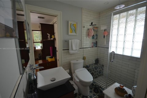 Immobilier commercial à vendre à Miami, Floride № 1890805 - photo 26
