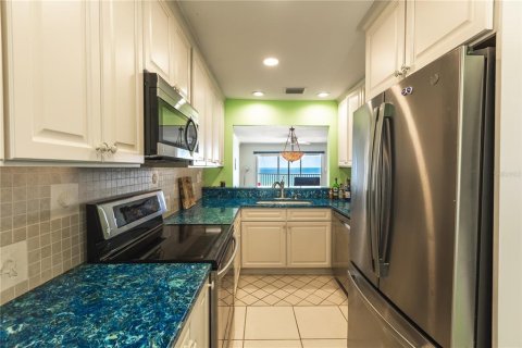 Condominio en alquiler en Belleair Beach, Florida, 2 dormitorios, 98.94 m2 № 1842242 - foto 11