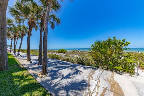 Condominio en alquiler en Belleair Beach, Florida, 2 dormitorios, 98.94 m2 № 1842242 - foto 27