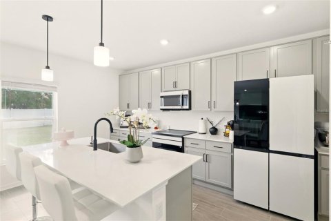 Casa en venta en Eagle Lake, Florida, 4 dormitorios, 187.2 m2 № 1747292 - foto 16