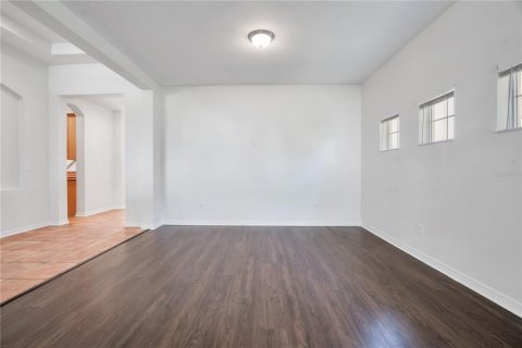 House in Ruskin, Florida 4 bedrooms, 282.24 sq.m. № 2208635 - photo 5
