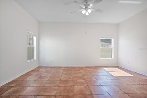 House in Ruskin, Florida 4 bedrooms, 282.24 sq.m. № 2208635 - photo 28