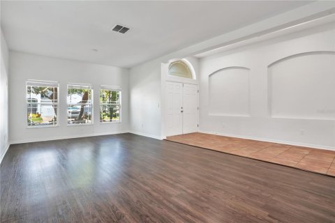 House in Ruskin, Florida 4 bedrooms, 282.24 sq.m. № 2208635 - photo 8