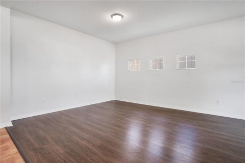 House in Ruskin, Florida 4 bedrooms, 282.24 sq.m. № 2208635 - photo 6