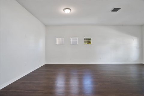 House in Ruskin, Florida 4 bedrooms, 282.24 sq.m. № 2208635 - photo 3