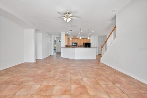 House in Ruskin, Florida 4 bedrooms, 282.24 sq.m. № 2208635 - photo 13
