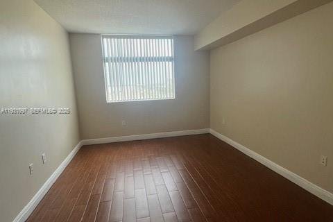 Condominio en venta en Hollywood, Florida, 2 dormitorios, 110.46 m2 № 1990349 - foto 13