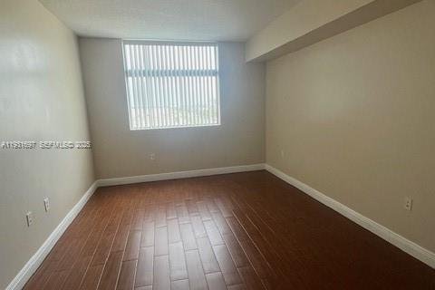 Condominio en venta en Hollywood, Florida, 2 dormitorios, 110.46 m2 № 1990349 - foto 12