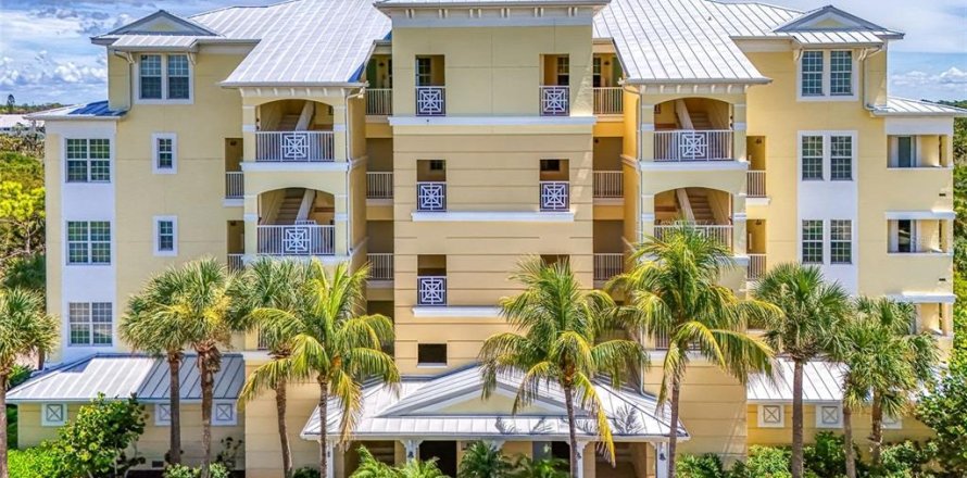 Condo in Englewood, Florida, 3 bedrooms № 1884851