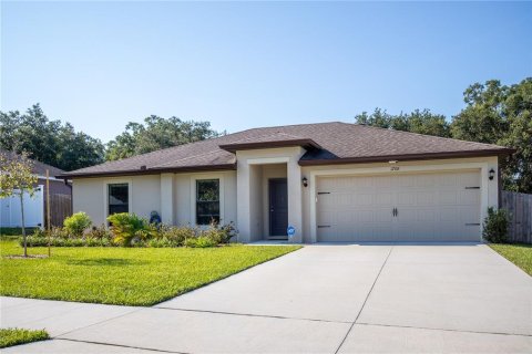 Villa ou maison à vendre à DeLand, Floride: 3 chambres, 117.06 m2 № 1894724 - photo 1