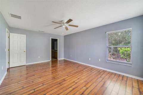 Купить виллу или дом в Киссимми, Флорида 8 комнат, 168.99м2, № 2322627 - фото 10