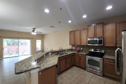 Adosado en venta en Oviedo, Florida, 3 dormitorios, 152.73 m2 № 2092672 - foto 2