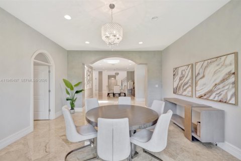 Villa ou maison à vendre à Southwest Ranches, Floride: 8 chambres, 740.06 m2 № 1999101 - photo 19