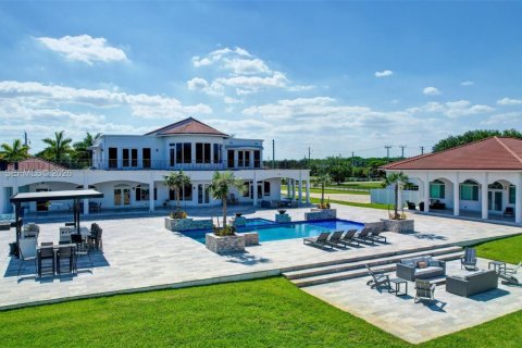 Villa ou maison à vendre à Southwest Ranches, Floride: 8 chambres, 740.06 m2 № 1999101 - photo 6