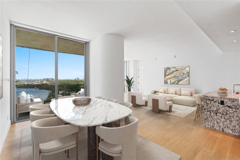 Купить кондоминиум в Майами, Флорида 3 спальни, 180.79м2, № 2145764 - фото 12