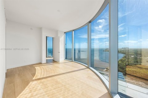Купить кондоминиум в Майами, Флорида 3 спальни, 180.79м2, № 2145764 - фото 25