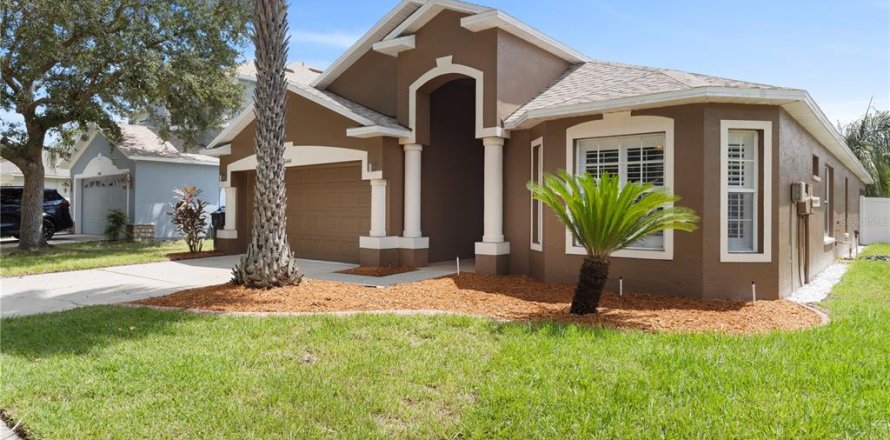 Casa en Riverview, Florida 4 dormitorios, 218.32 m2 № 1910168